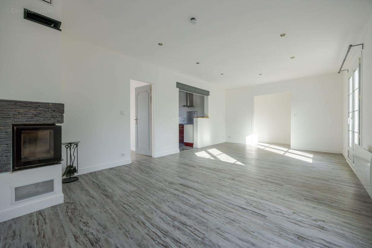 Maison à SAINT-AIGNAN-GRANDLIEU