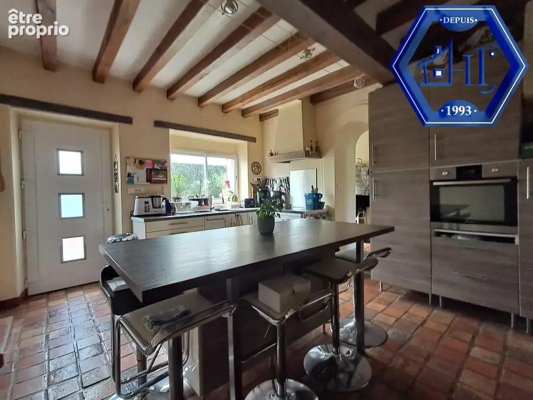 Maison 11 pièces 197 m² à vendre à Beaulieu-Sur-Loire (45630) - photo 3