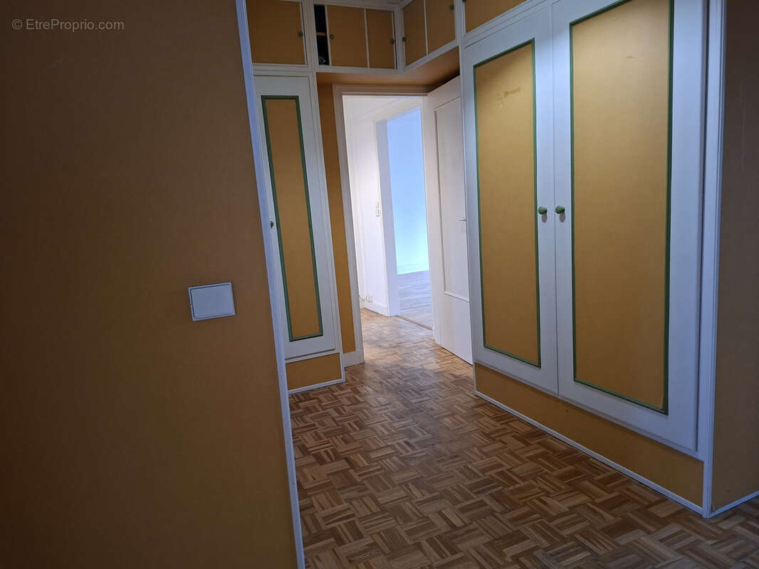 Appartement à VERSAILLES