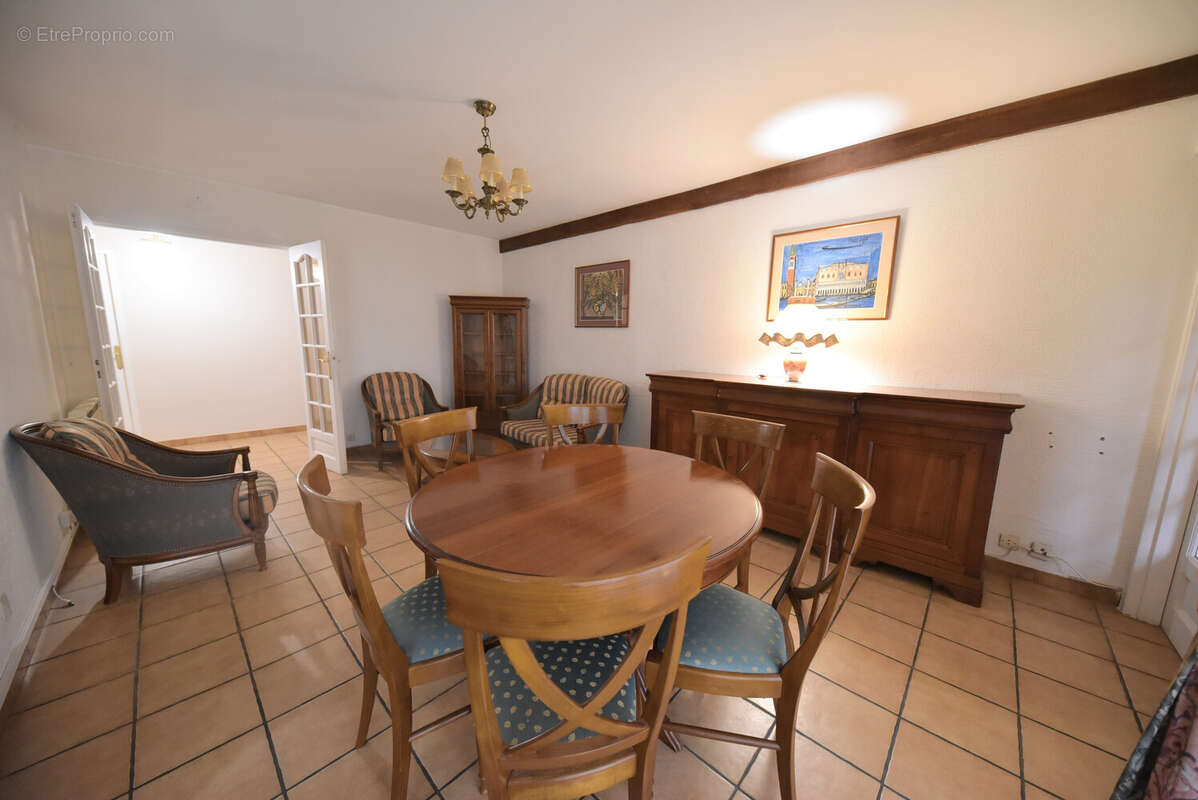 Appartement à VAIRES-SUR-MARNE