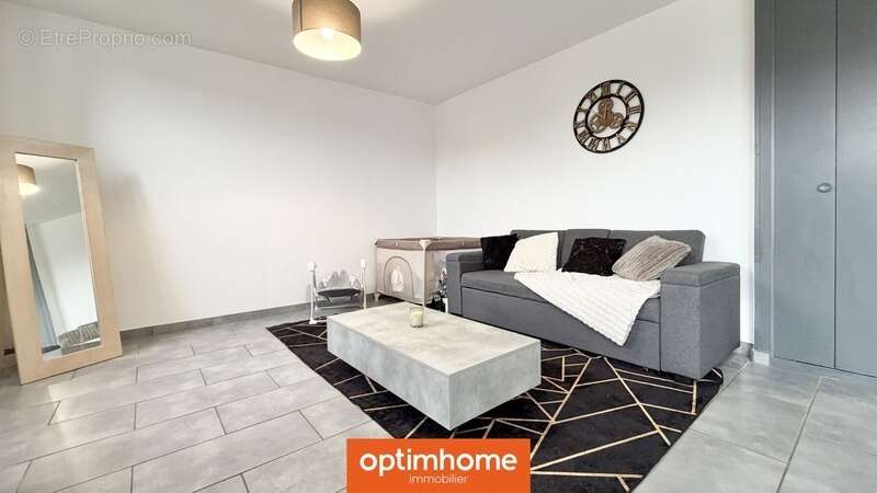 Appartement à THAON-LES-VOSGES