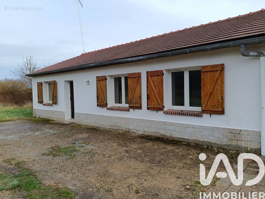 Photo 1 - Maison à EPINEAU-LES-VOVES