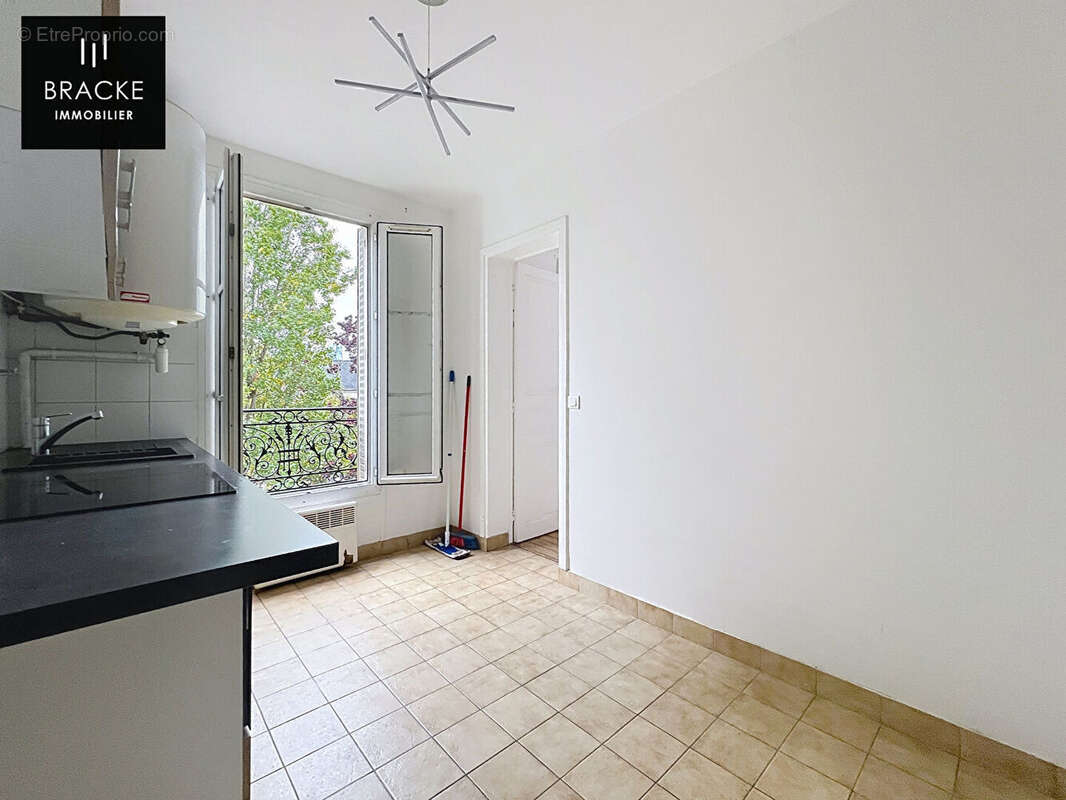 Appartement à LA GARENNE-COLOMBES