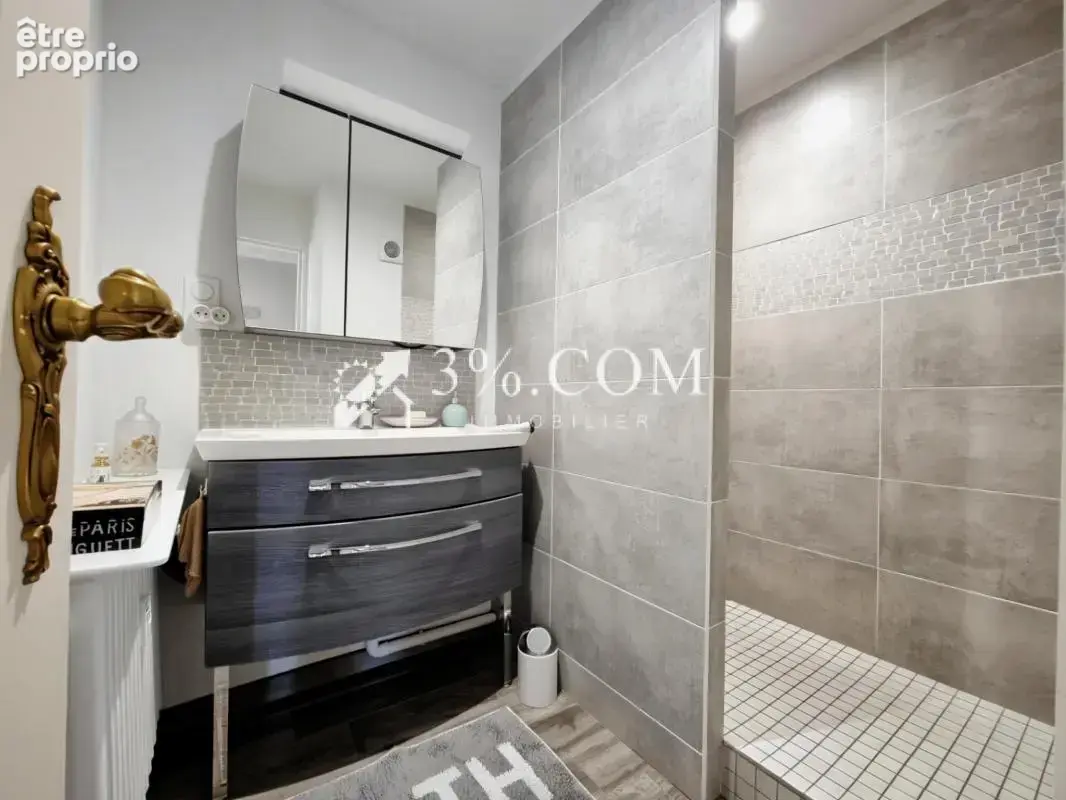 Appartement en résidence sécurisée - photo 7
