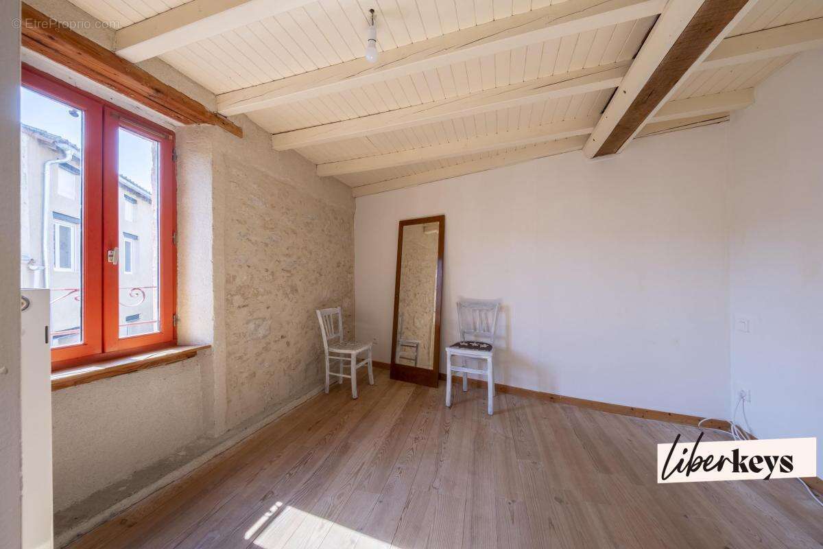 Maison à LAURABUC