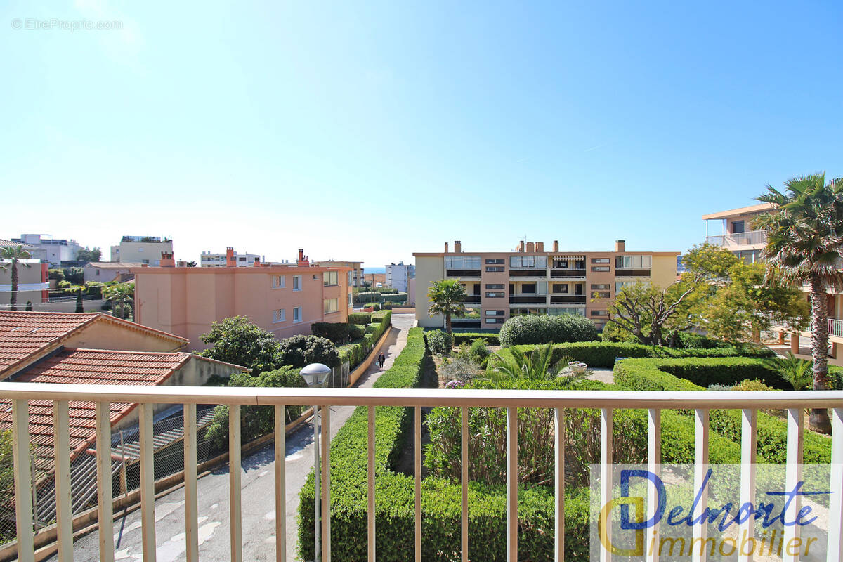 Appartement à SIX-FOURS-LES-PLAGES