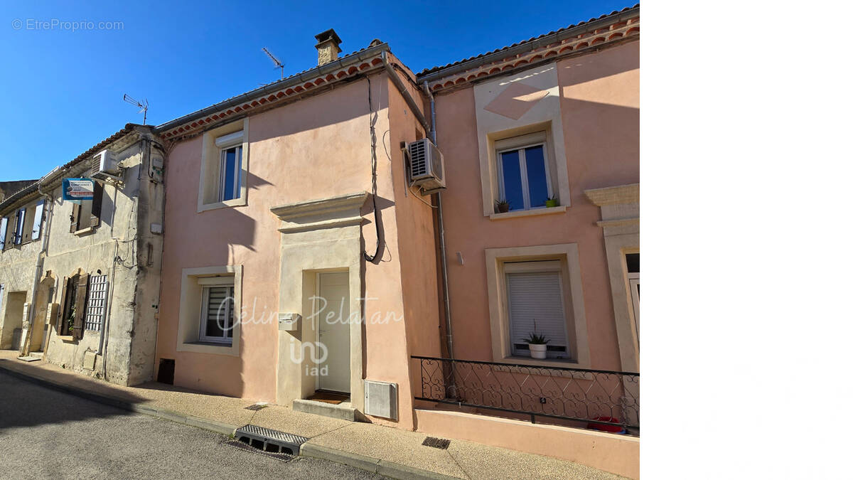 Photo 1 - Maison à GENERAC