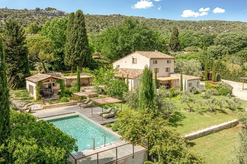 Maison à SAINT-SATURNIN-LES-APT