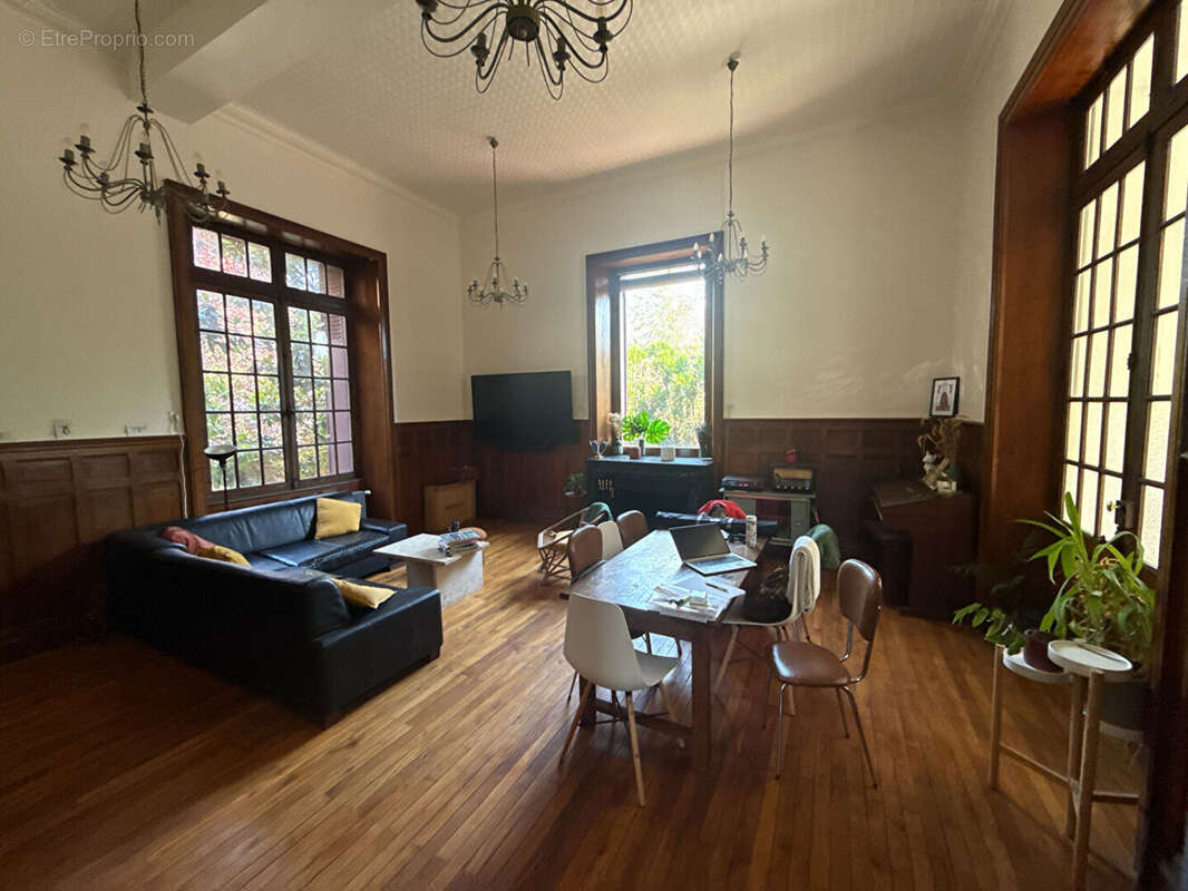 Très jolie Propriété à Cormenon 5 chambres 213m² à 20mn gare TGV - photo 12