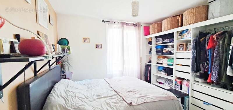 Appartement à HOUILLES