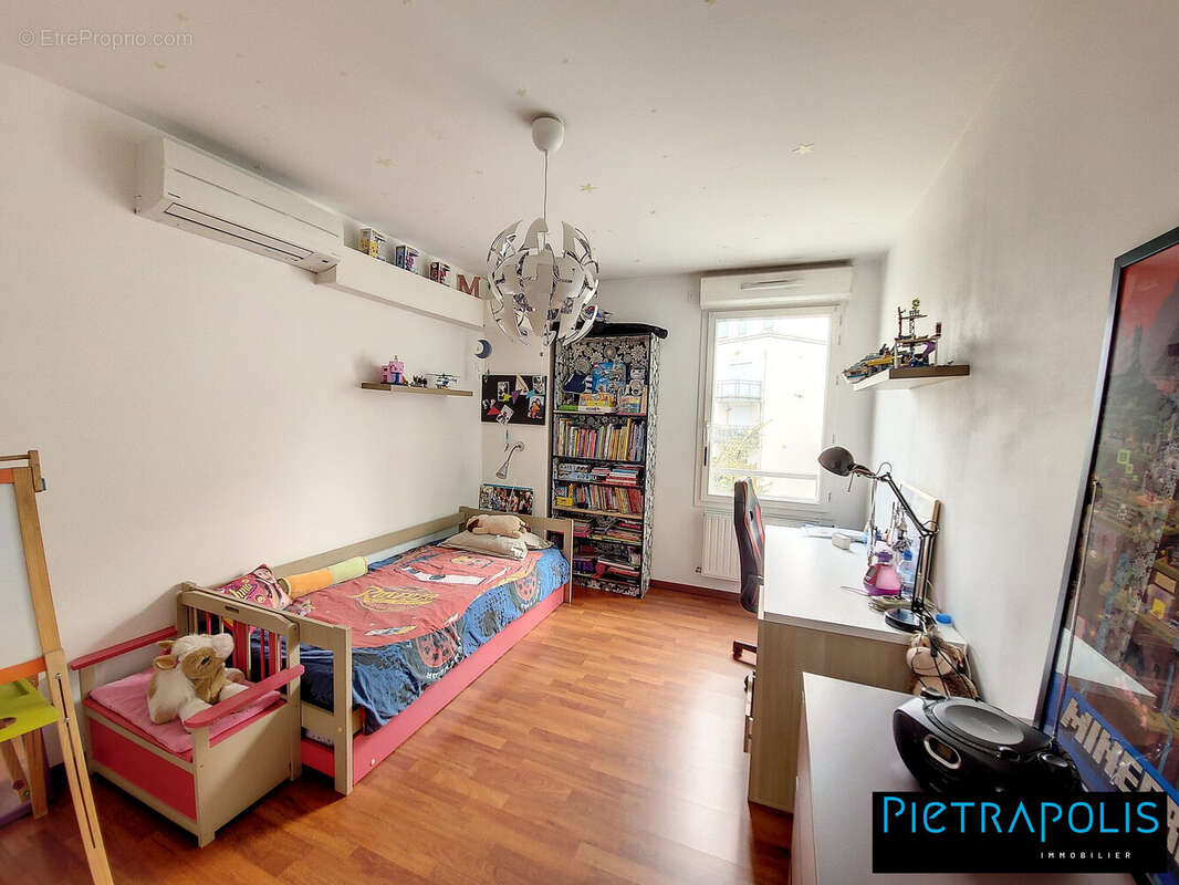 Appartement à LYON-8E