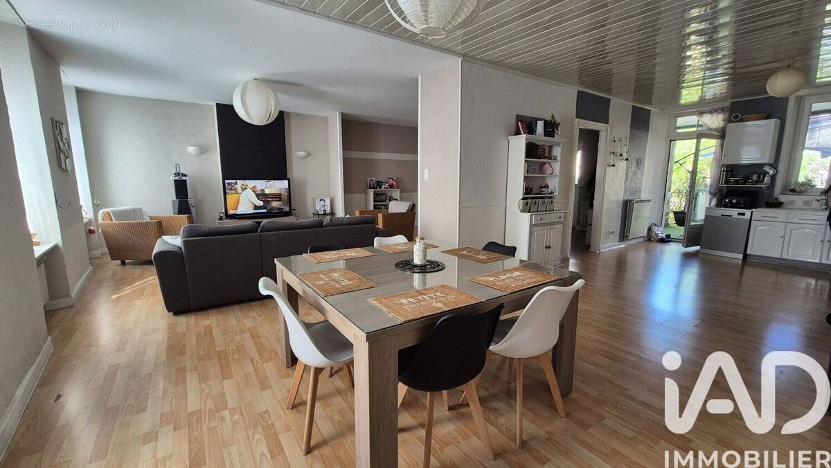Photo 1 - Appartement à DECAZEVILLE