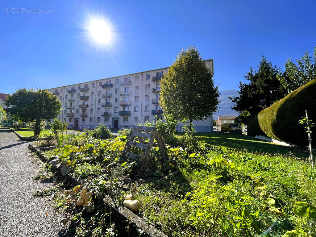 Appartement à FONTAINE