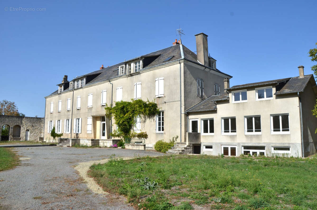Maison à LE CHATELET