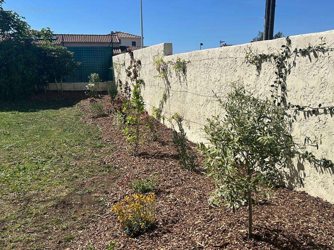 Villa Fos Sur Mer 4 pièces  plain pied sur 600m² de terrain - photo 7
