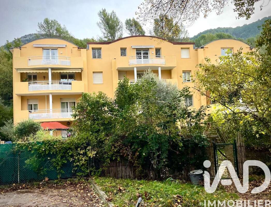 Photo 2 - Appartement à PEILLE