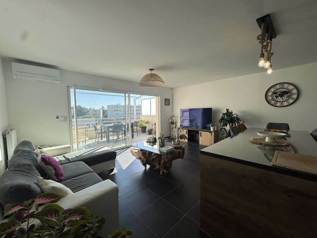 Appartement à PIERRELATTE