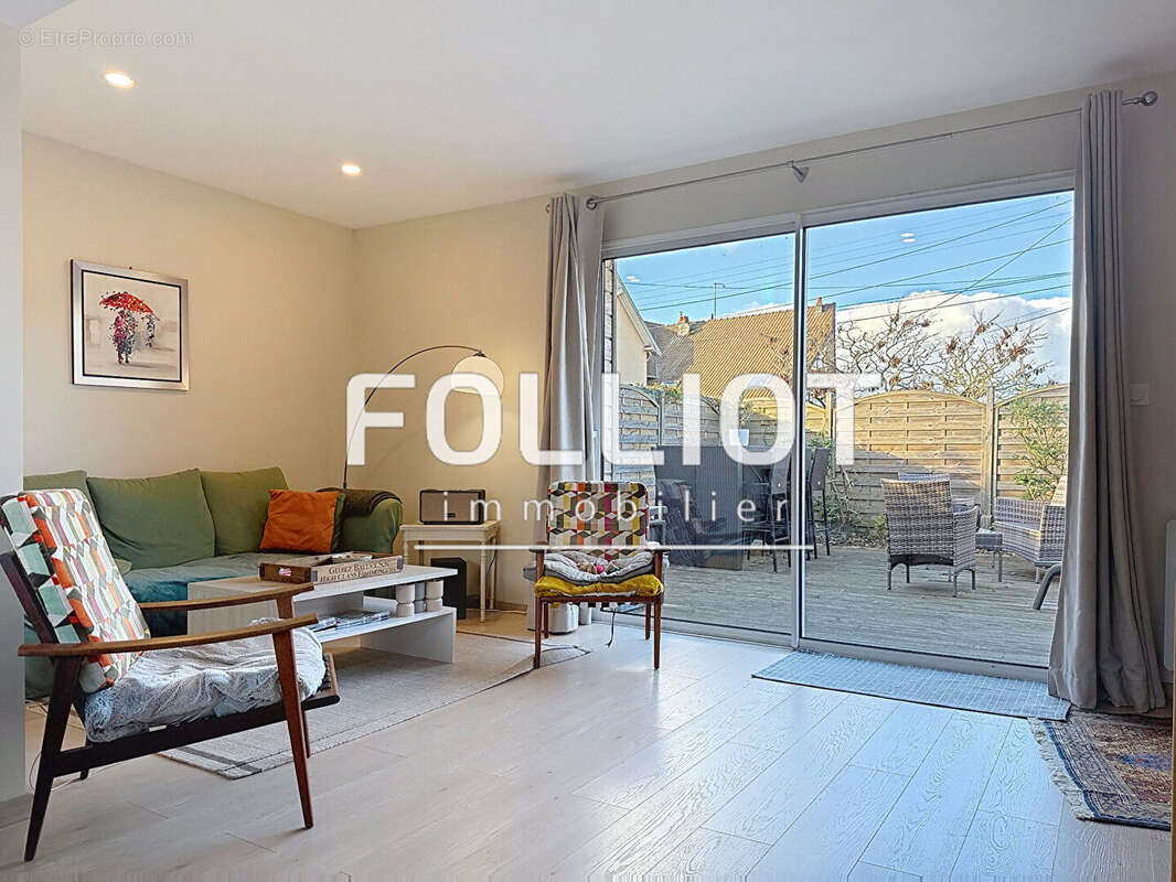 A VENDRE Maison de plain-pied 48 m² Centre Coutainville - photo 8