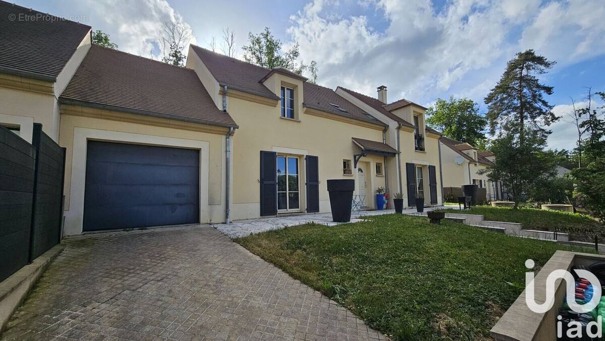 Photo 1 - Maison à CERGY