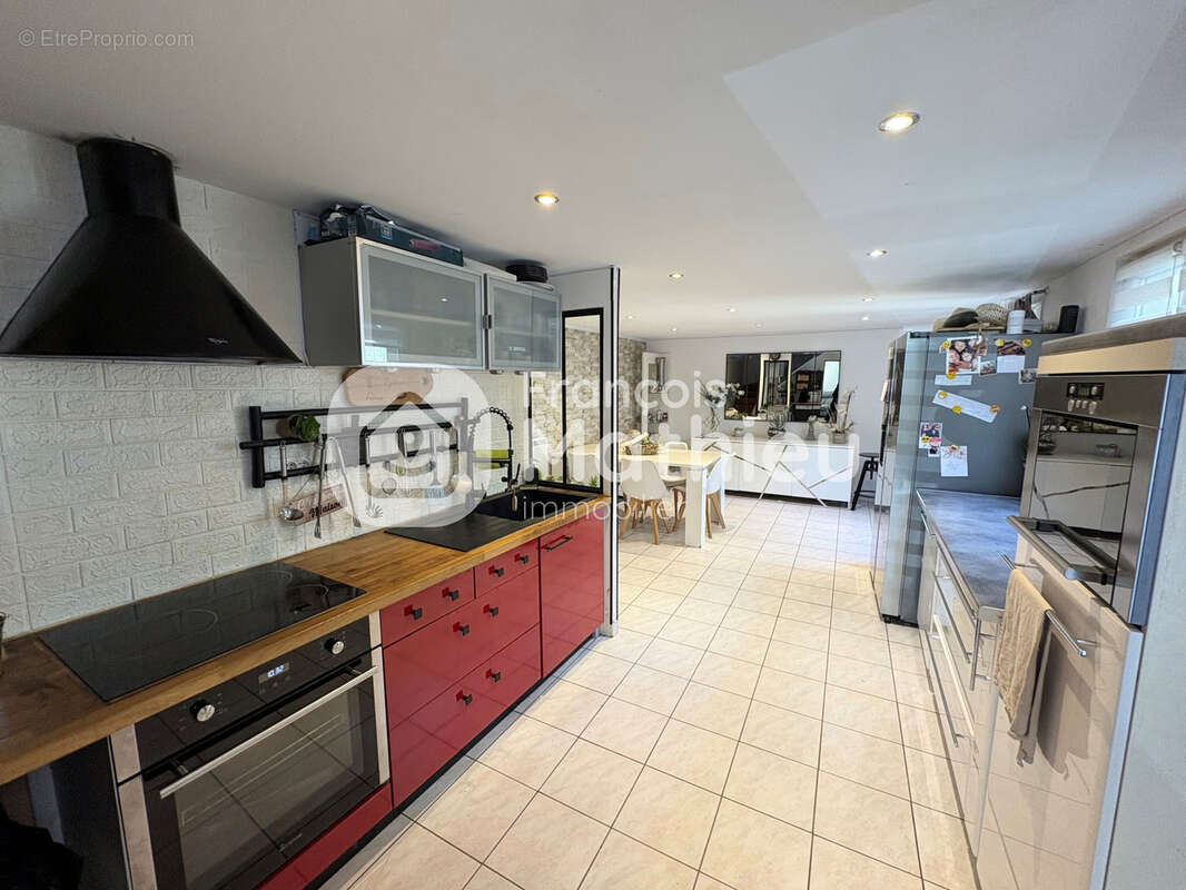 Appartement à VILLARS-LES-DOMBES