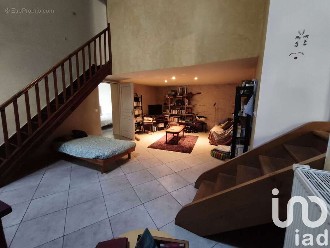 Maison 229 m² à Asquins  - photo 7