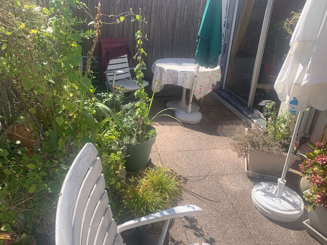 Appartement à COURBEVOIE