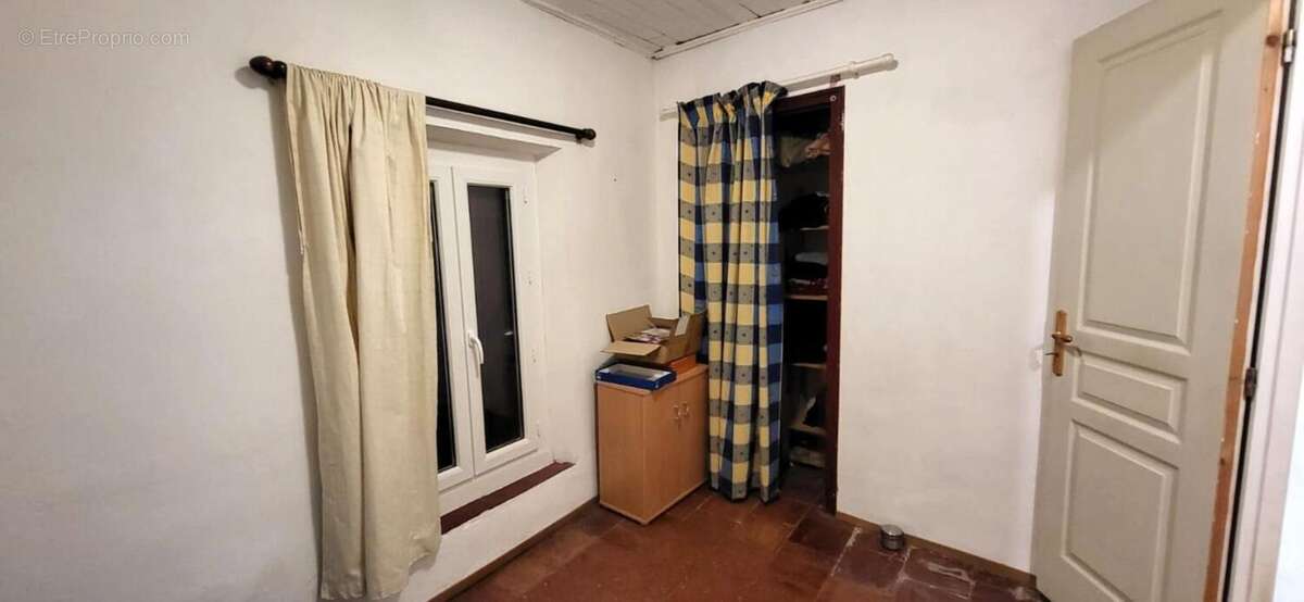 Maison à LEZIGNAN-CORBIERES