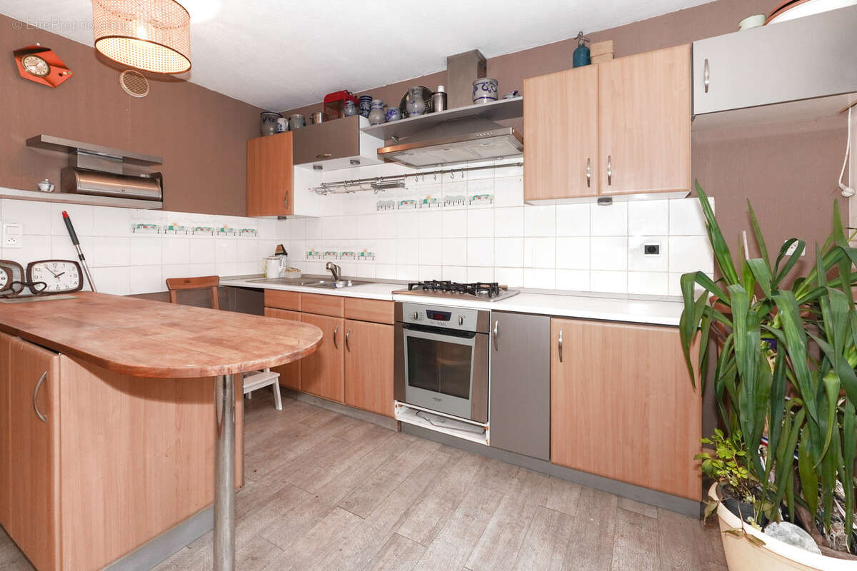 Maison à PONT-DU-CHATEAU