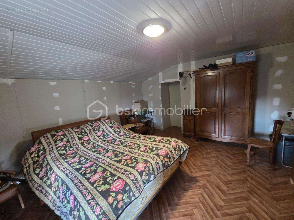 Maison à LE BEUGNON