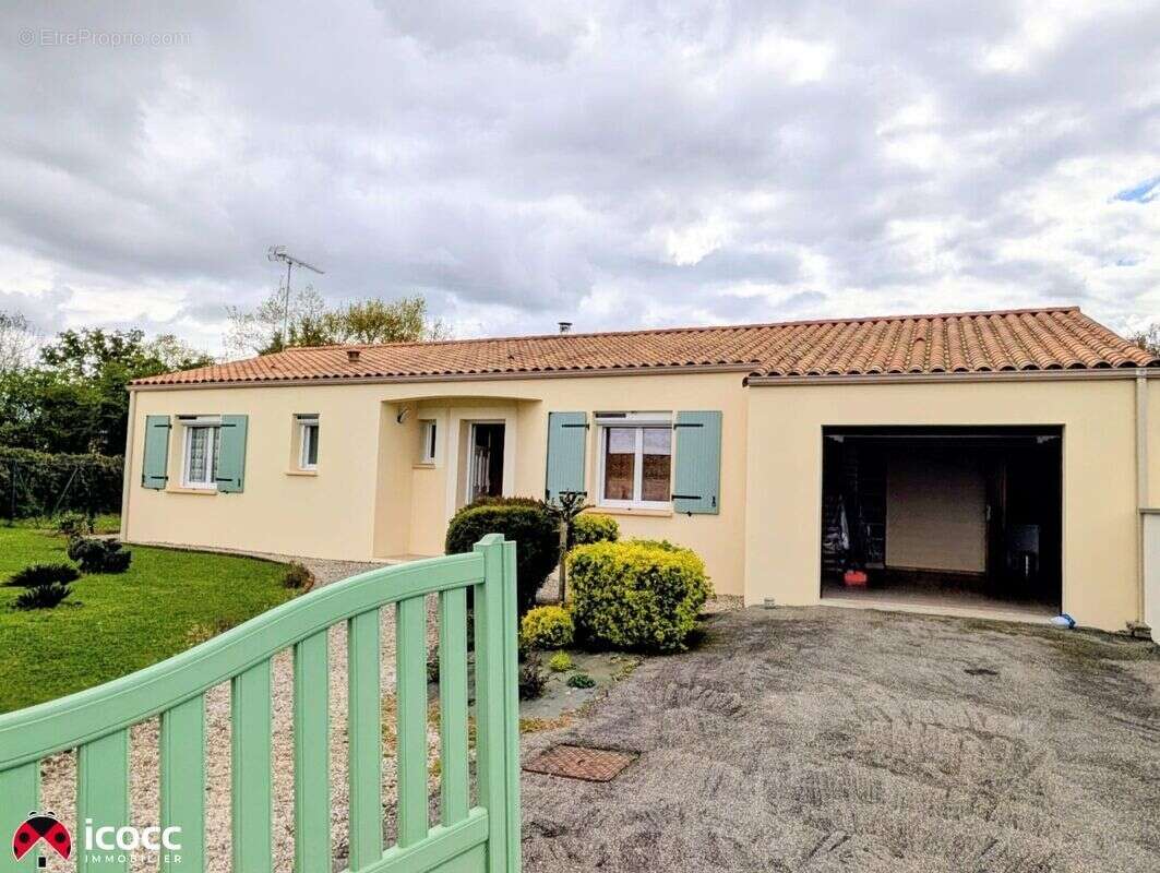 Maison à MAREUIL-SUR-LAY-DISSAIS