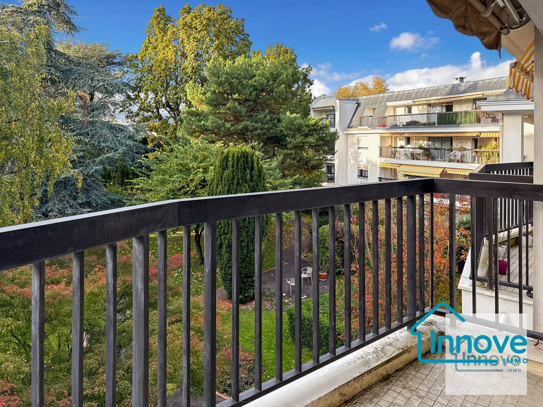 Appartement à BOURG-LA-REINE