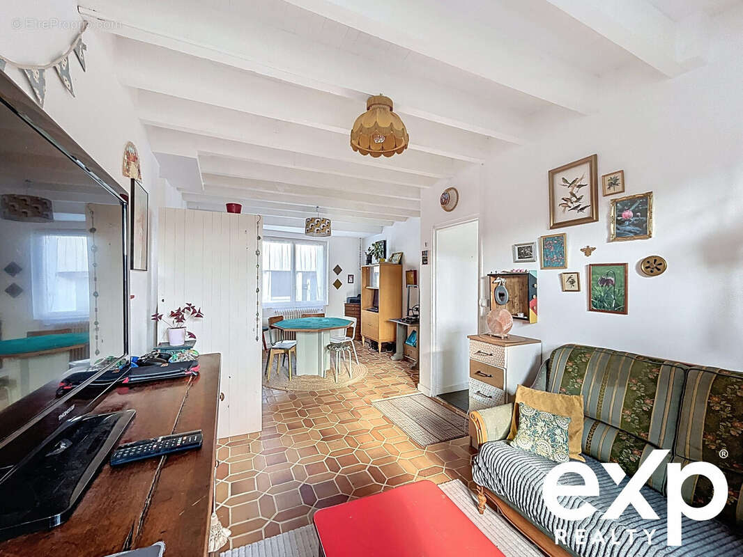 sejour - Maison à BOUSSAY