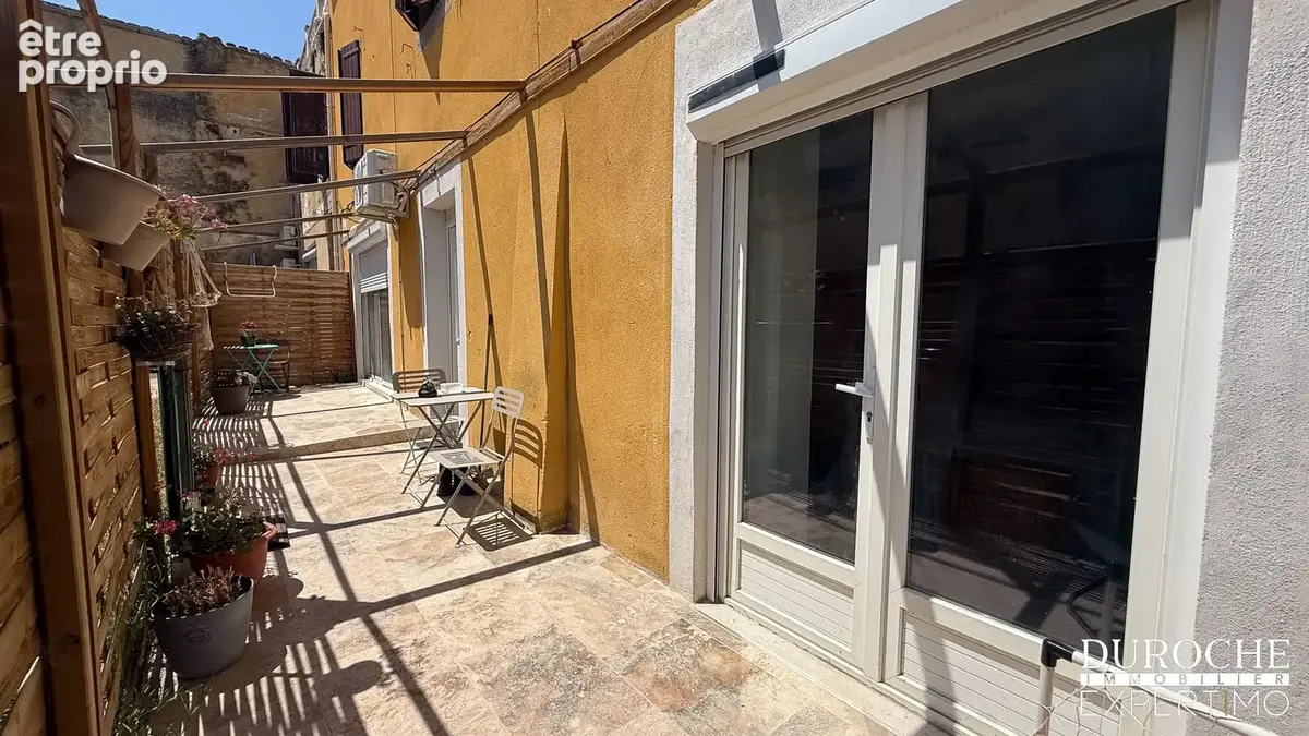 Caderousse   Appartement de plain-pied de plus de 100 m2 avec terrasse et parking privé - photo 7