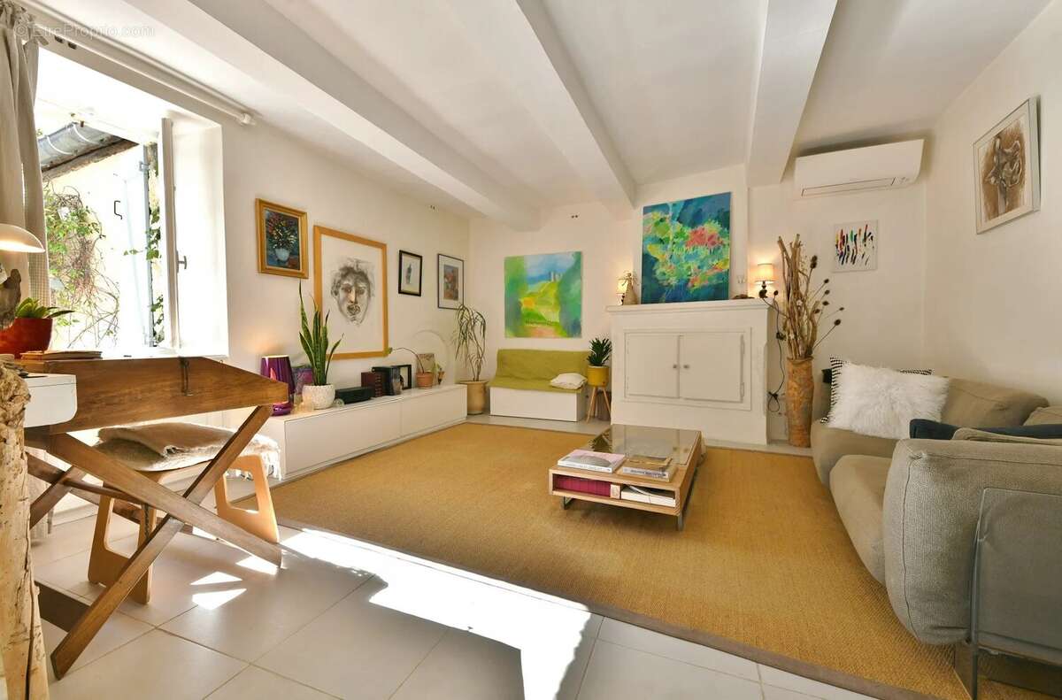 Maison à UZES