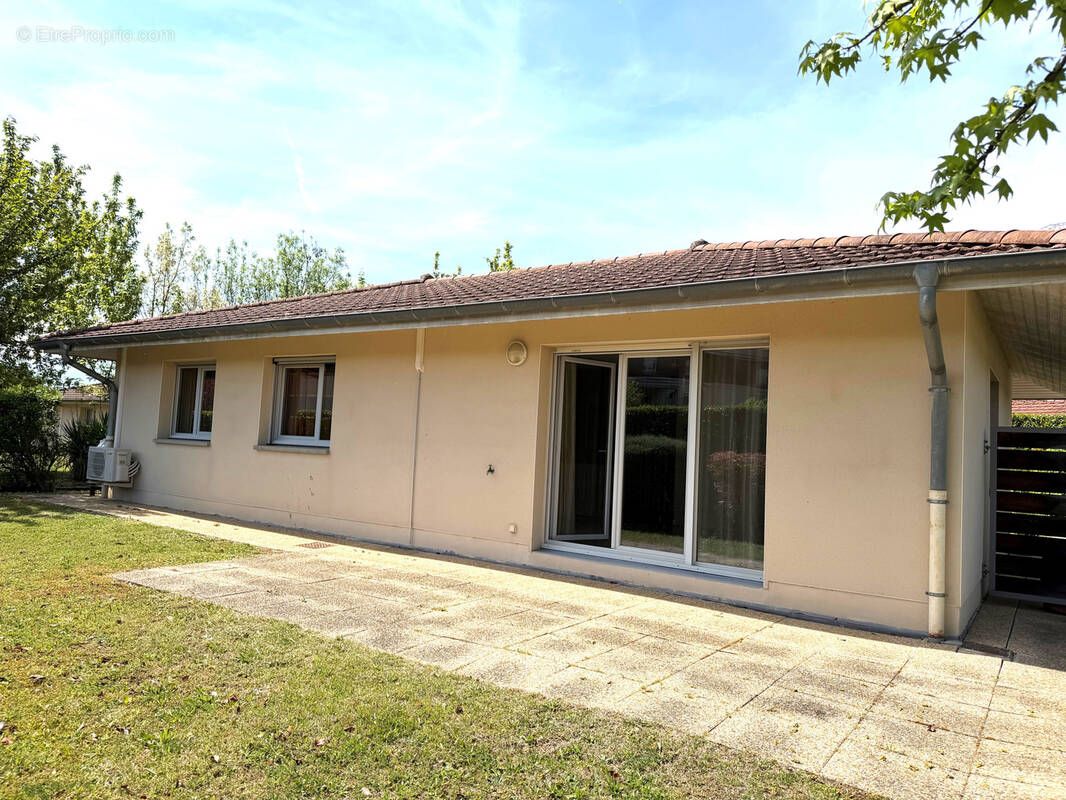 Maison à MONTBONNOT-SAINT-MARTIN