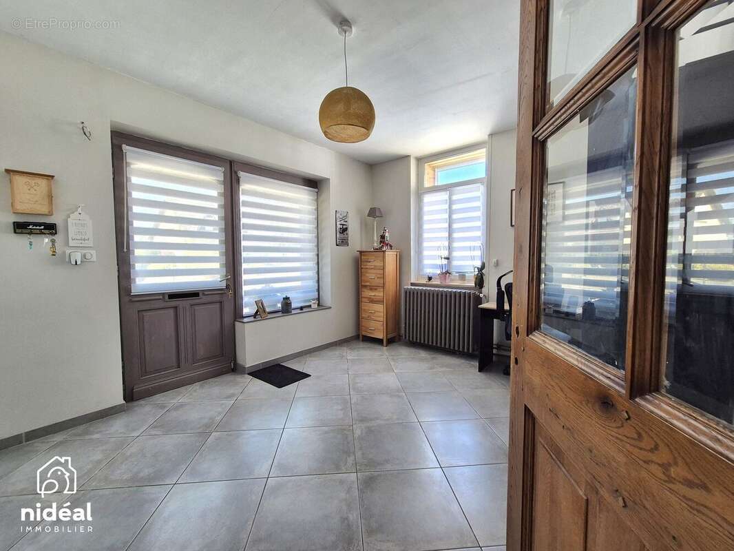 Maison 190 m² à Wargnies-Le-Petit  - photo 4