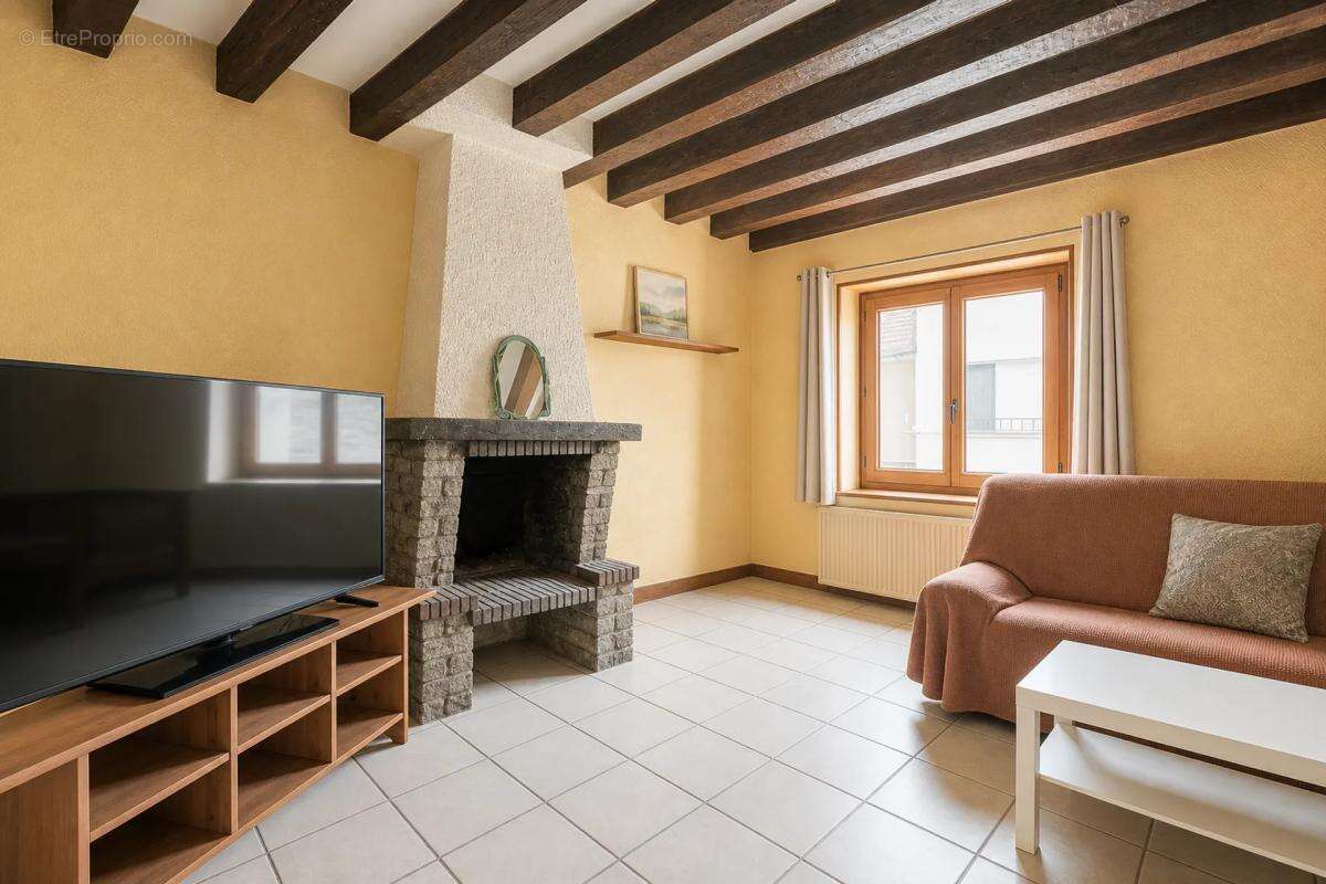 Ensemble maison + studio loué à Linas, 133 m² - photo 2