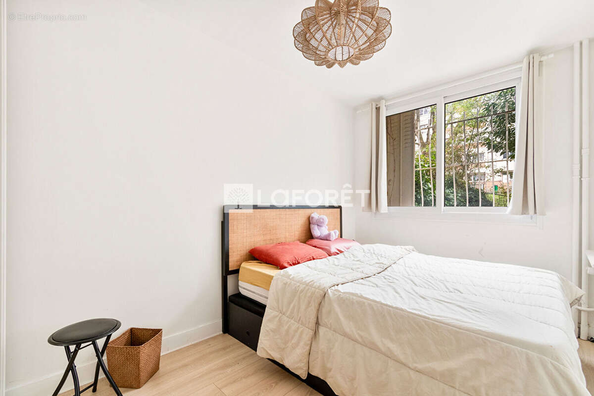 Appartement à SURESNES