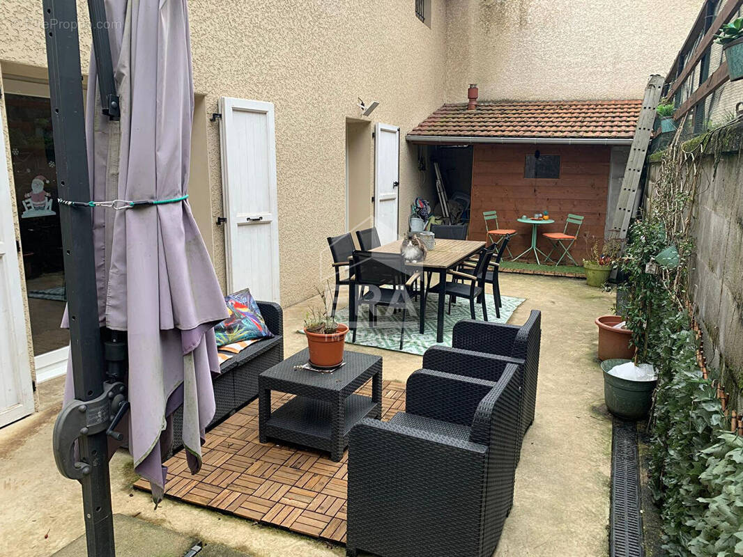 Maison à APPRIEU