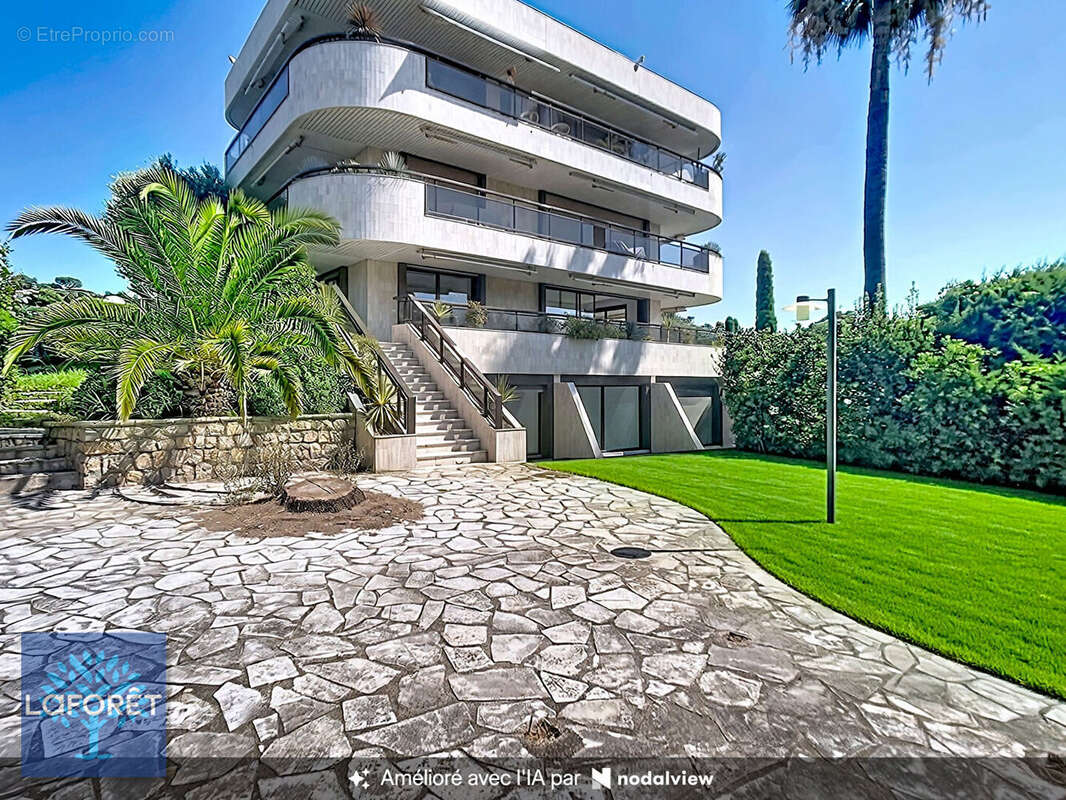 Somptueux 5 pieces cannes- vue mer et suquet - residence de prestige - photo 2