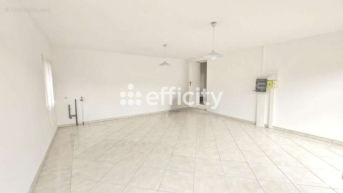 Maison à SAINT-GEORGES-D'ORQUES