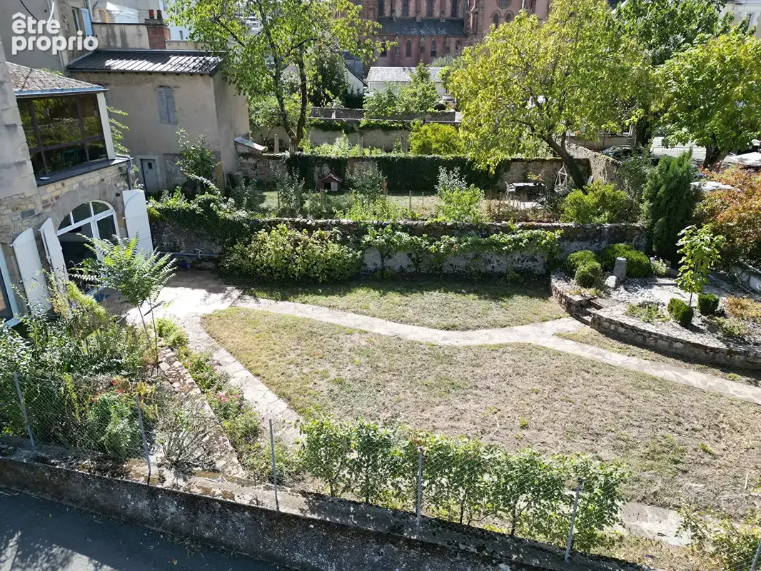 ESPALION, appartement coeur de ville, rez-de-jardin - photo 2