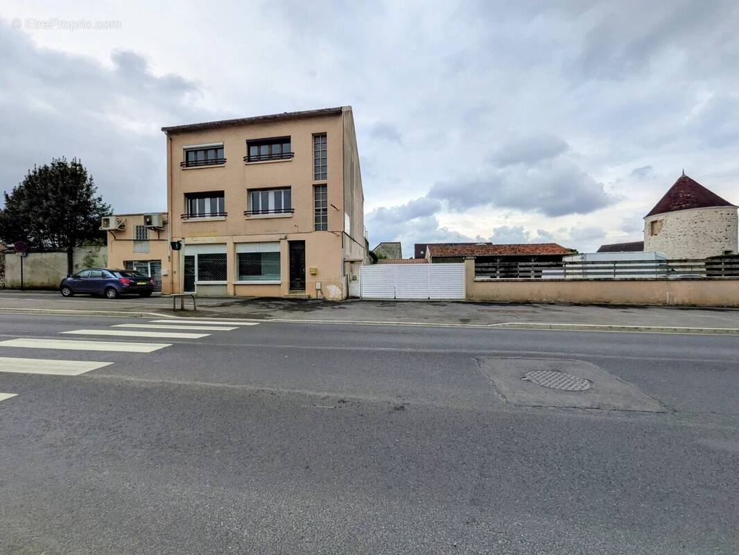 Appartement à MONTMIRAIL