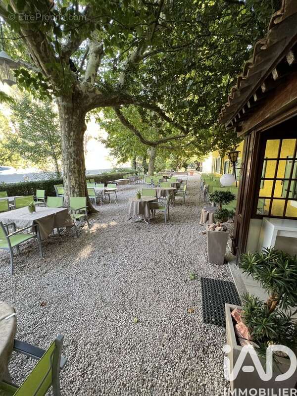 Photo 3 - Commerce à AURIOL