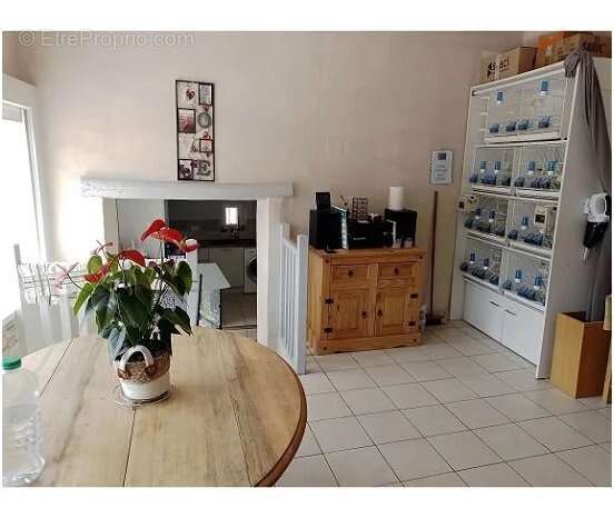 Appartement à NANS-LES-PINS