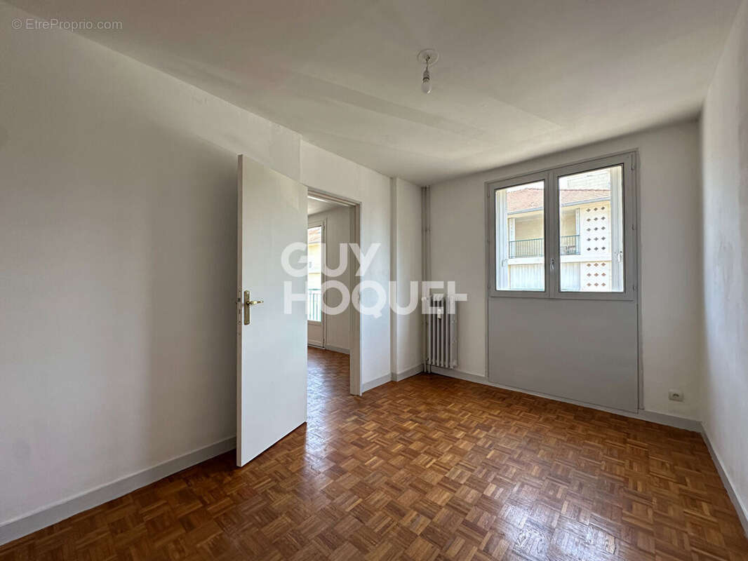 Appartement 74 m² à Compiegne  - photo 7