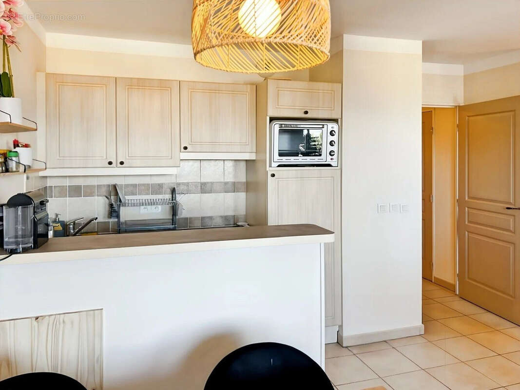 CUISINE AMERICAINE - Appartement à MALLEMORT