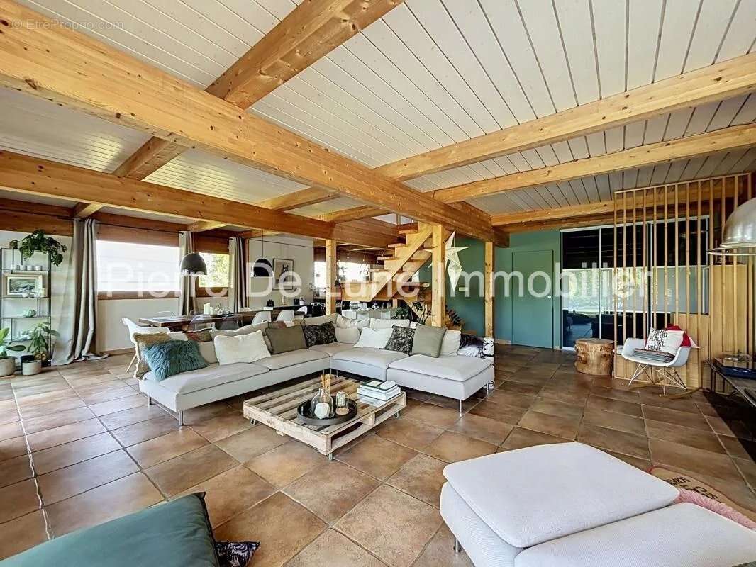 Trévignin – Maison d'exception en ossature bois avec vue dominante, piscine et panorama sur les montagnes - photo 20