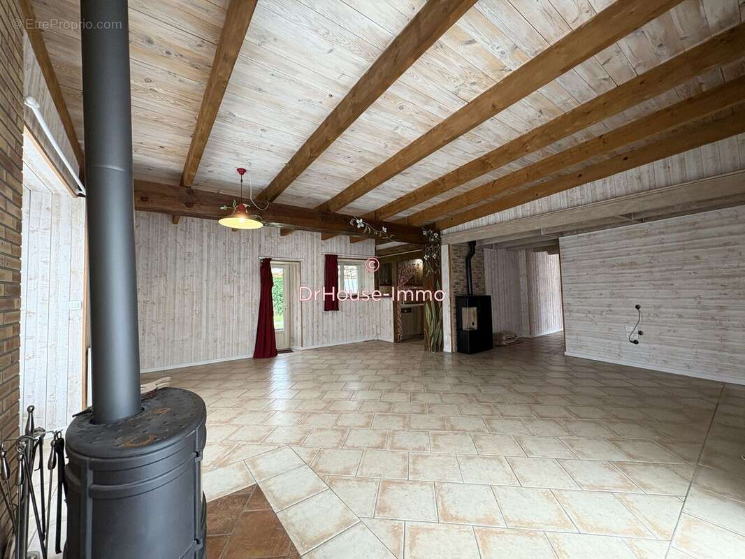 Maison à SAINT-ASTIER