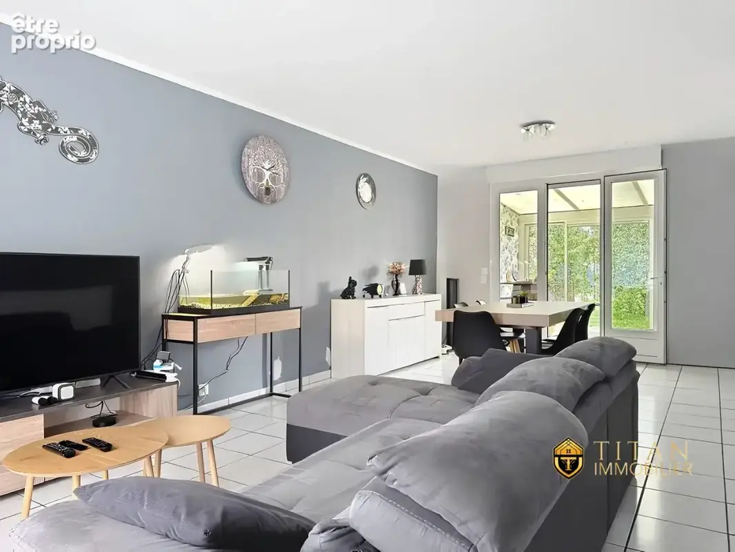 Maison de 134 m², 4 chambres, un jardin et un grand garage à Cappelle-la-Grande (59180) Titan immobilier